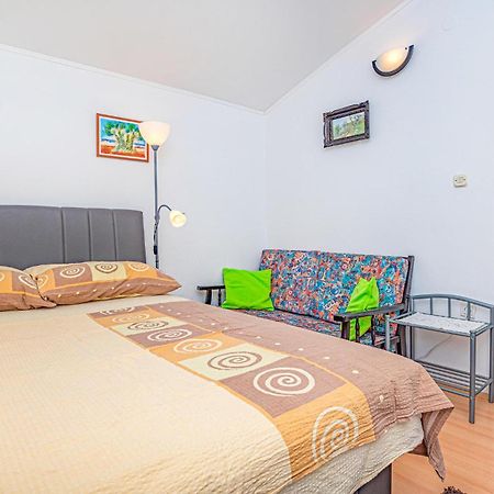 Nice Home In Zatoglav With House Sea View Podglavica المظهر الخارجي الصورة