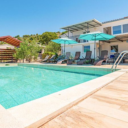 Nice Home In Zatoglav With House Sea View Podglavica المظهر الخارجي الصورة