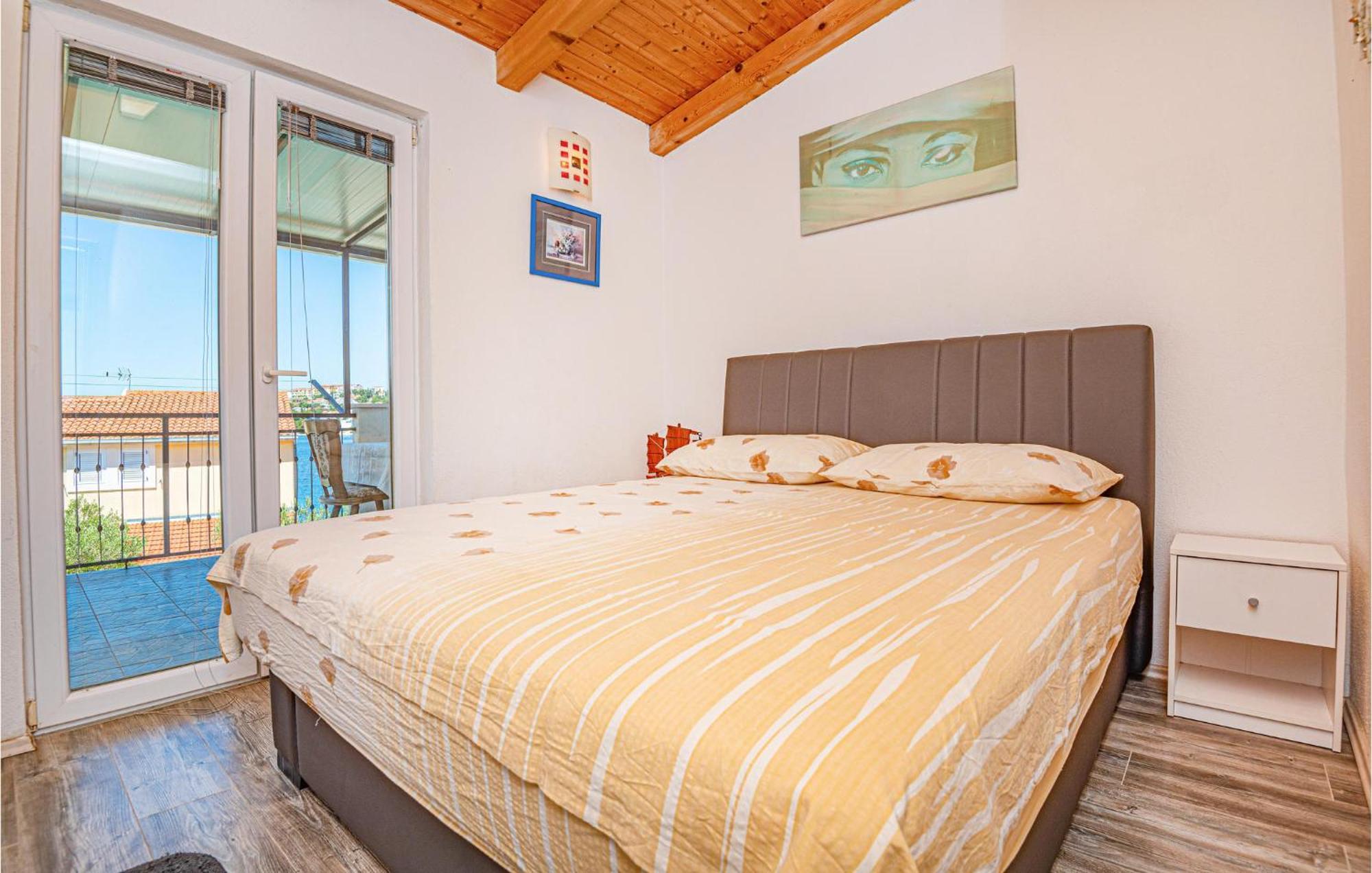 Nice Home In Zatoglav With House Sea View Podglavica المظهر الخارجي الصورة