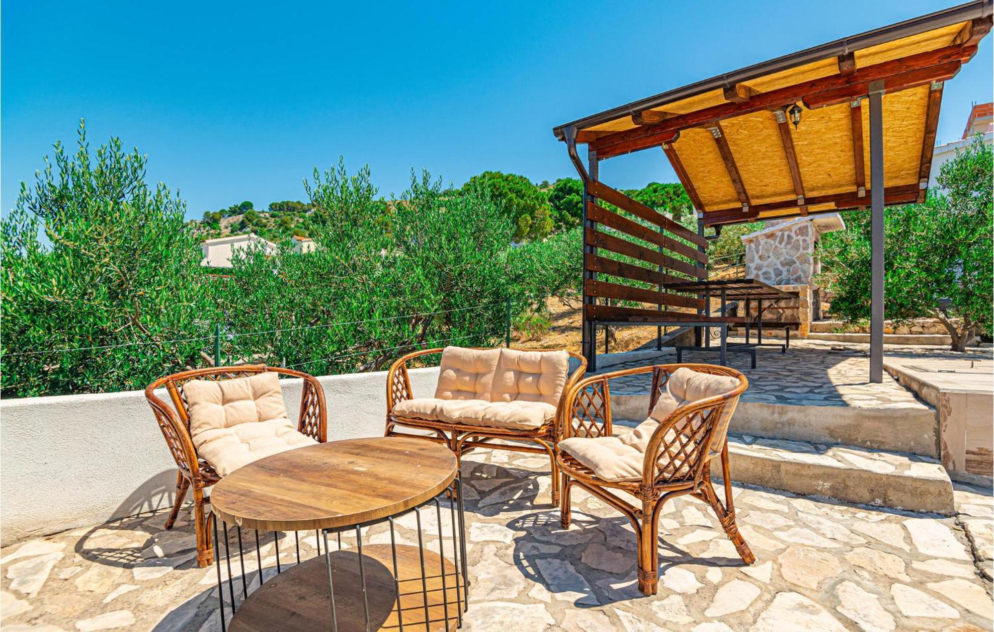 Nice Home In Zatoglav With House Sea View Podglavica المظهر الخارجي الصورة
